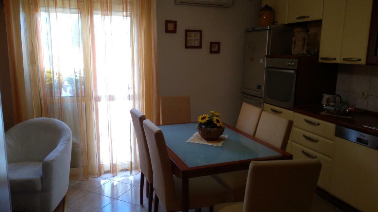 Apartment Tatjana ヴィス エクステリア 写真